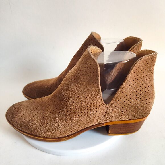 Lucky Brand Booties Bailey Perforated Camel Tan Suede Ankle Boots Size 6.5 M - Picture 4 of 10